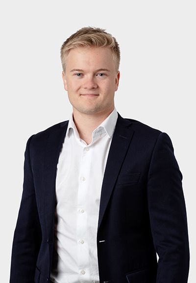 Ansvarig mäklare Willy Hallin