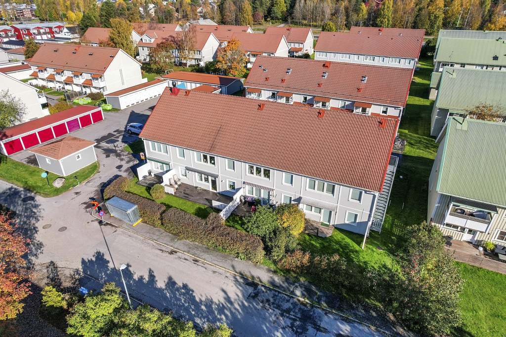Toppgatan 6 E, markplan, Luleå
