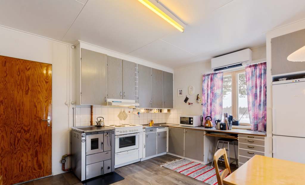 Kuttainen Rastis väg 4, Kiruna