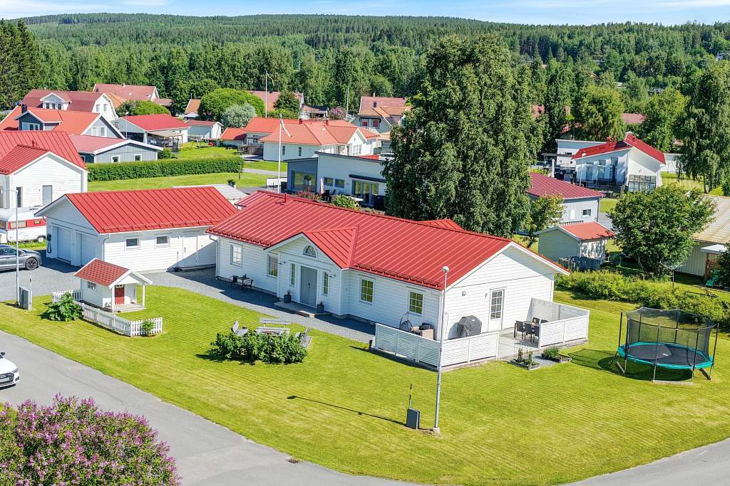 Östra Lillgärdsvägen 5, Boden