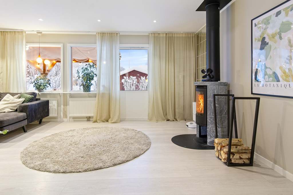 Juhonpieti 211, Pajala